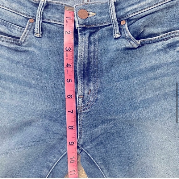 Mother The Rascal Crop Fray - Picture 7 of 8